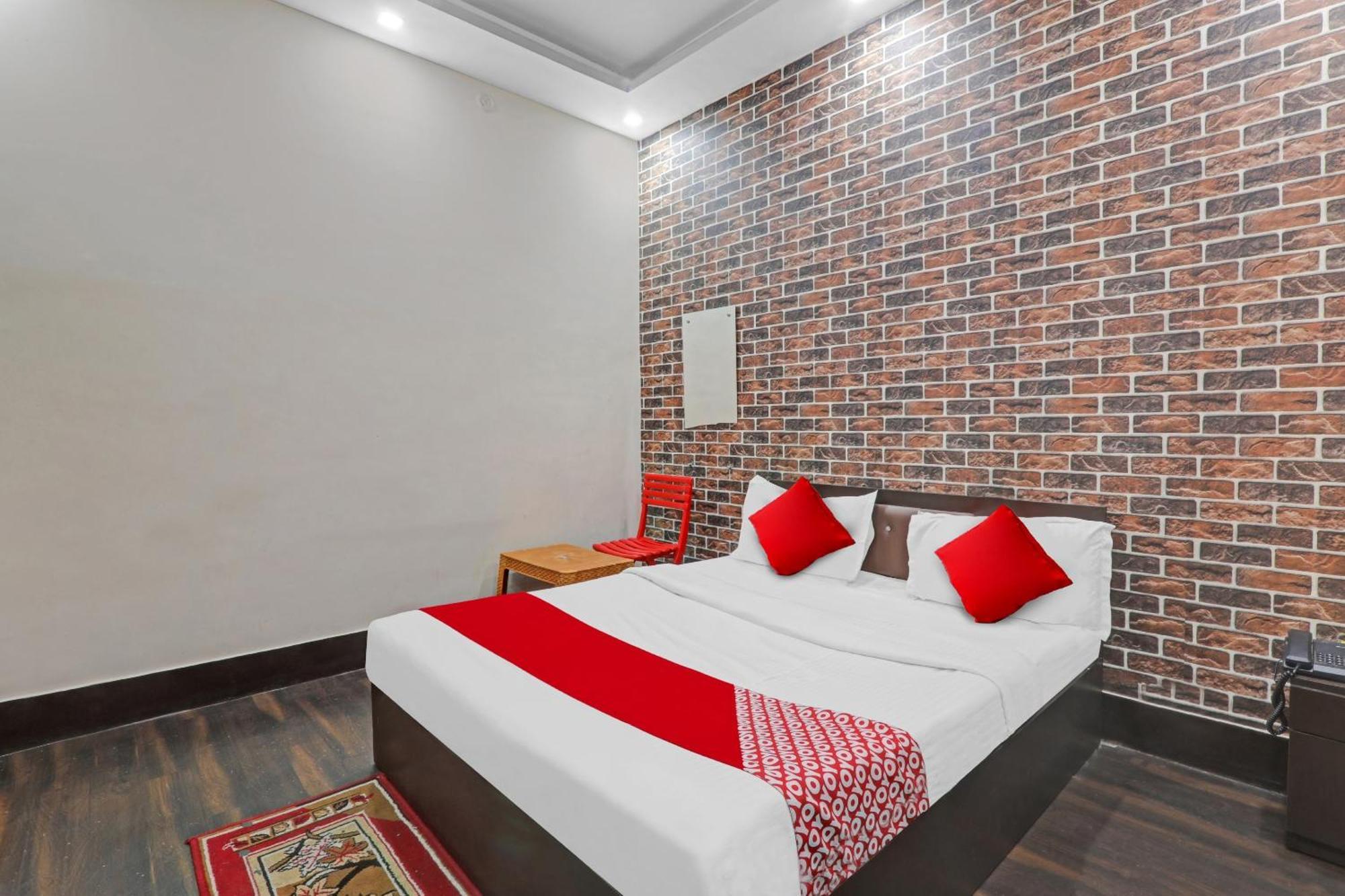 Hotel O New Pacifica Grand Near Phoenix United 러크나우 외부 사진