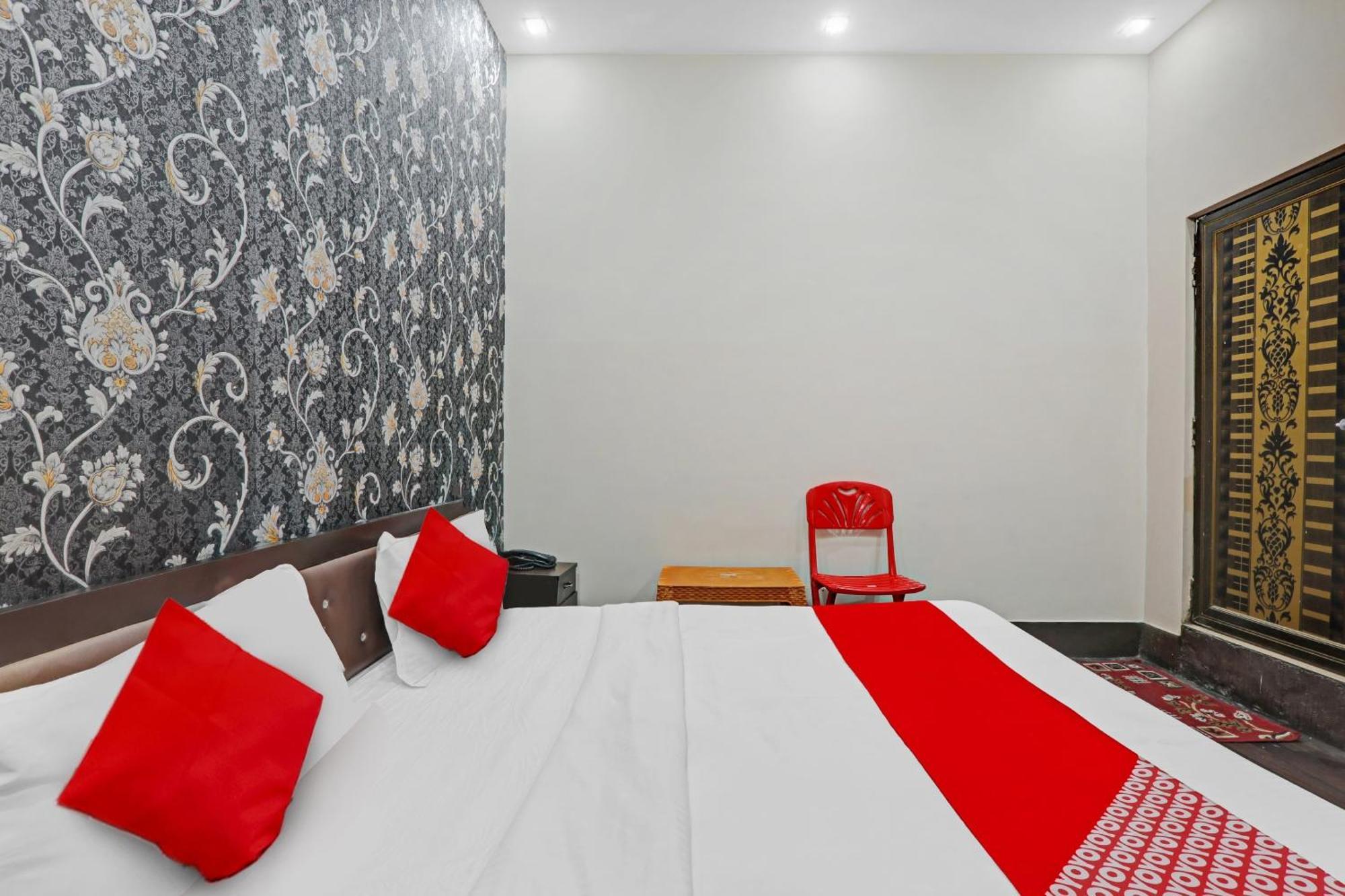 Hotel O New Pacifica Grand Near Phoenix United 러크나우 외부 사진