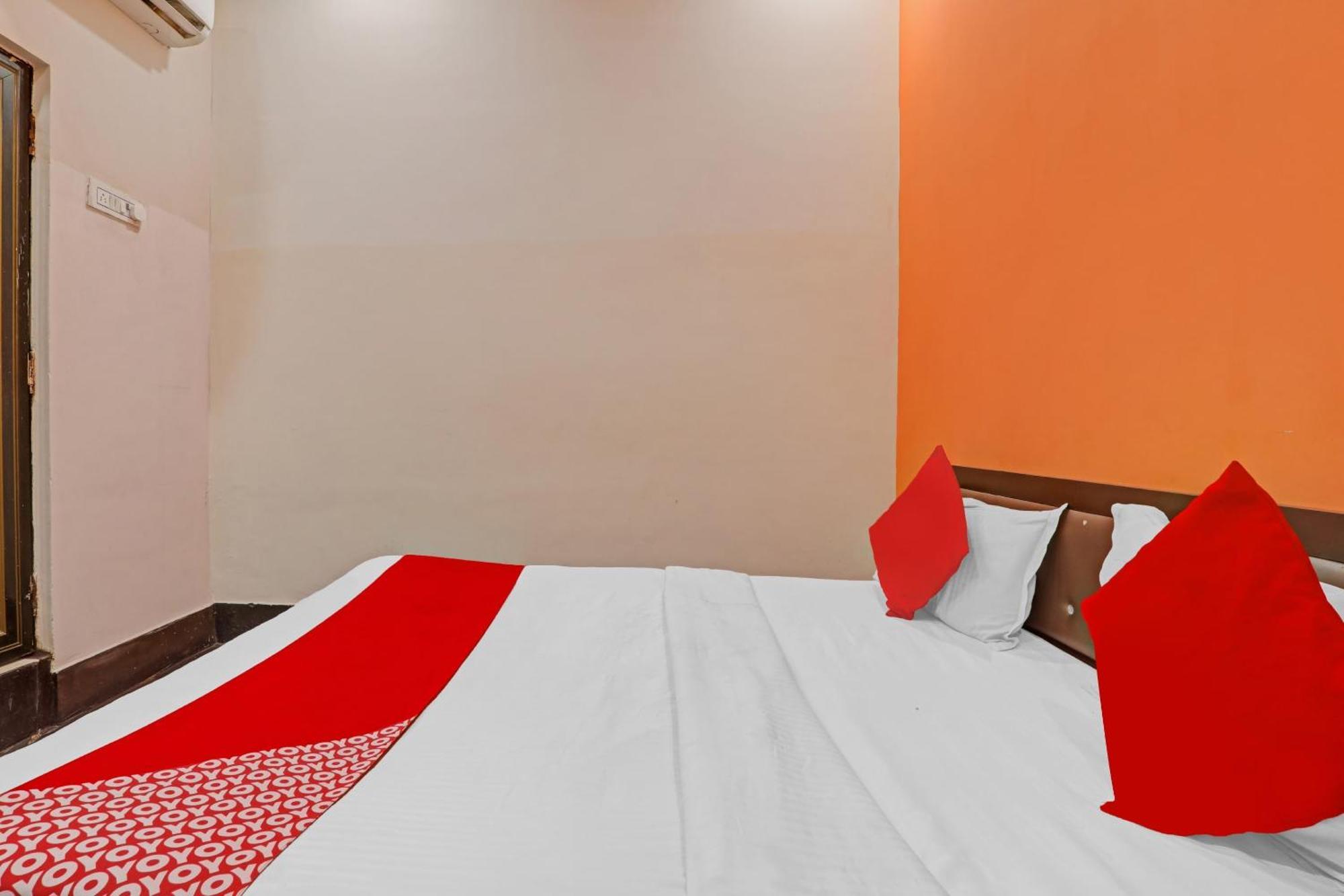 Hotel O New Pacifica Grand Near Phoenix United 러크나우 외부 사진